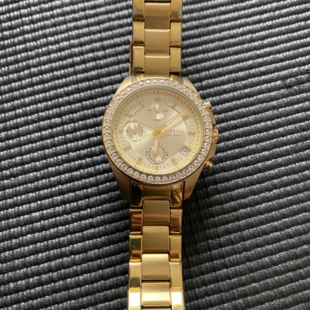 Watch - Picture 2 of 5